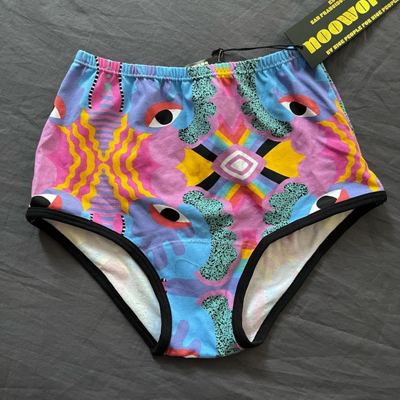 NWT NOOWORKS Sold Out Soft Bra & Underwear Set - Picture 3 of 6